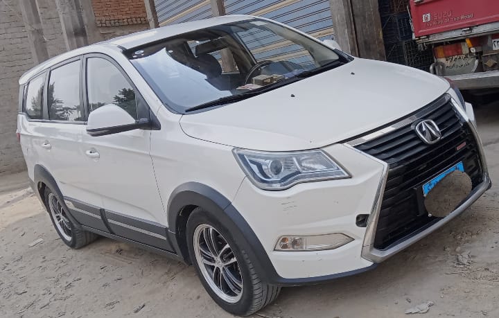 Airport transfer car
