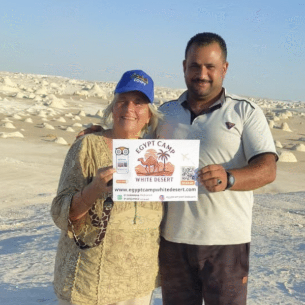 White Desert safari – Egypt Camp travelers exploring the desert