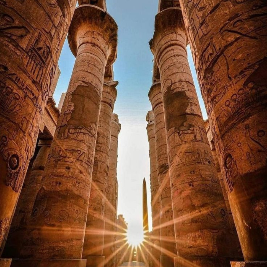 Karnak Temple ,Egypt camp white desert